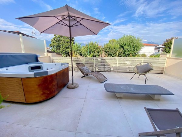 casa indipendente in affitto a Forte dei Marmi