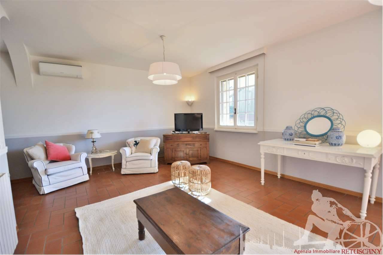 casa indipendente in affitto a Forte dei Marmi