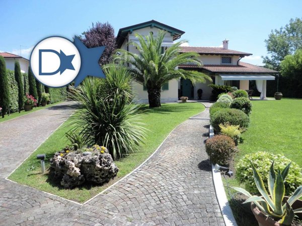 casa indipendente in affitto a Forte dei Marmi