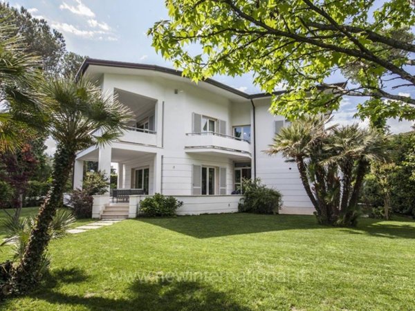 casa indipendente in affitto a Forte dei Marmi