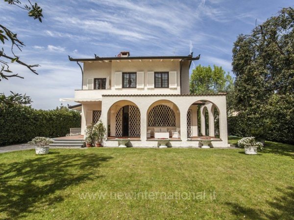 casa indipendente in affitto a Forte dei Marmi