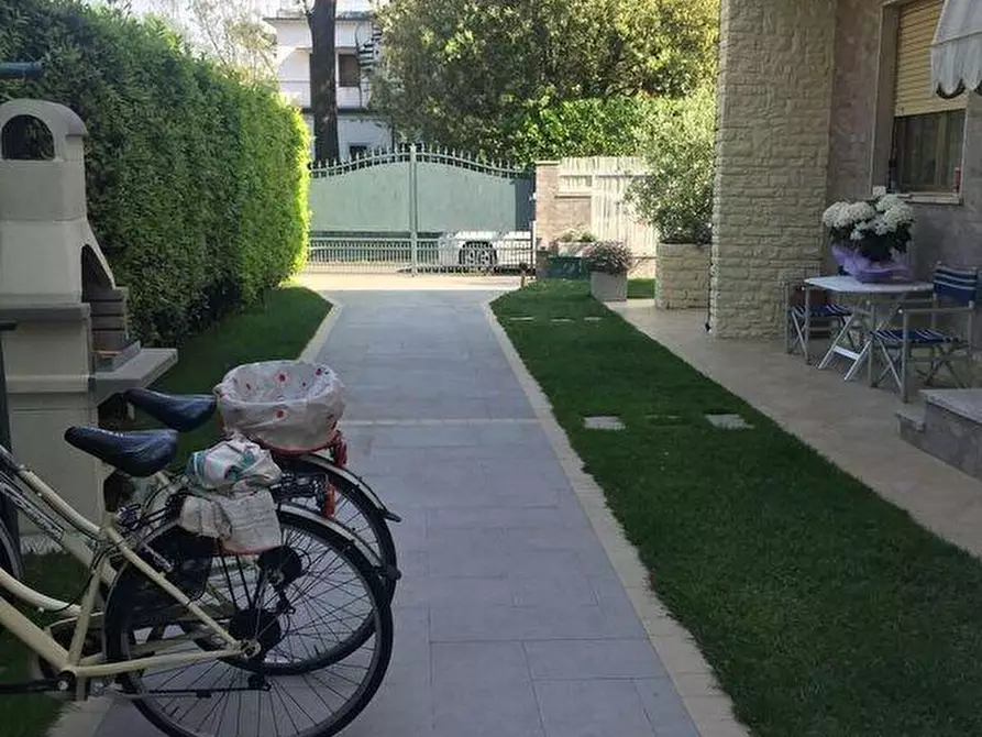 casa indipendente in affitto a Forte dei Marmi in zona Vittoria Apuana