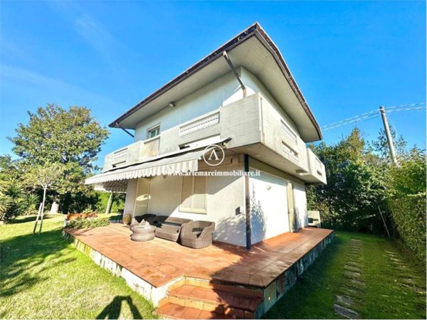 casa indipendente in affitto a Forte dei Marmi