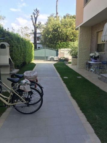 casa indipendente in affitto a Forte dei Marmi in zona Vittoria Apuana