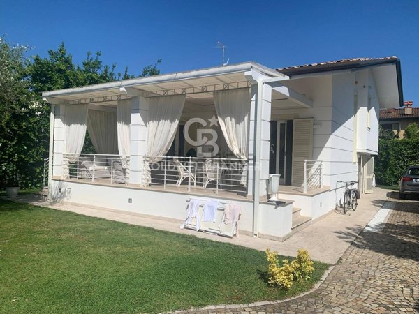casa indipendente in affitto a Forte dei Marmi