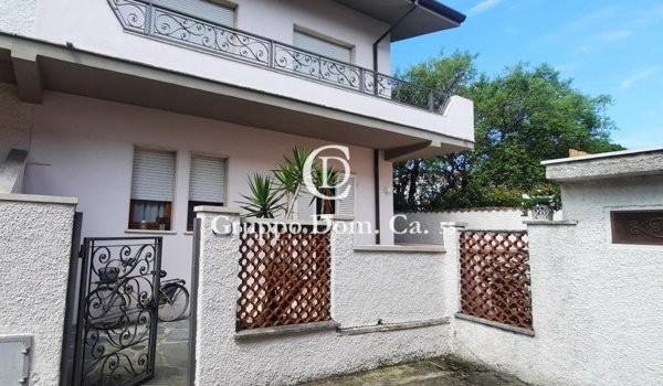 casa indipendente in affitto a Forte dei Marmi