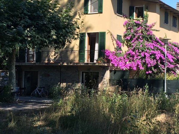 casa indipendente in affitto a Forte dei Marmi in zona Vittoria Apuana