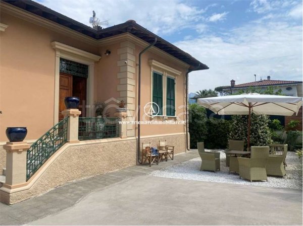 casa indipendente in affitto a Forte dei Marmi