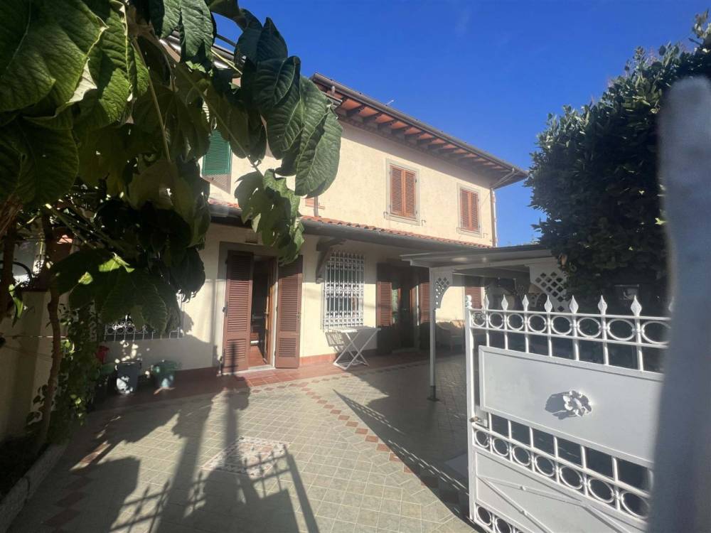 casa indipendente in affitto a Forte dei Marmi