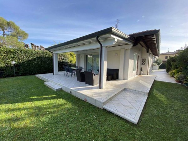 casa indipendente in affitto a Forte dei Marmi