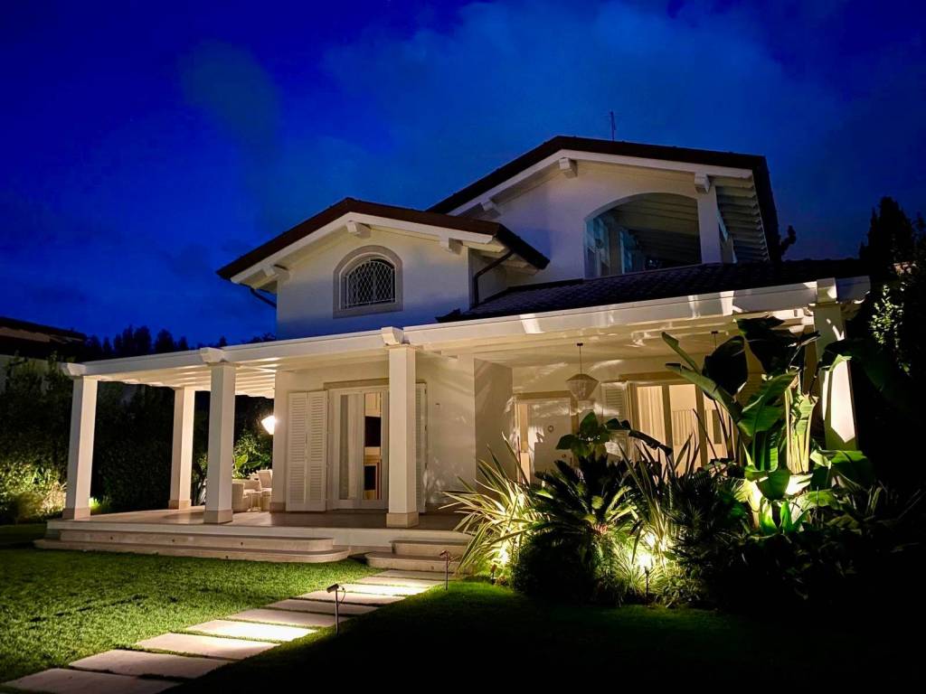 casa indipendente in affitto a Forte dei Marmi