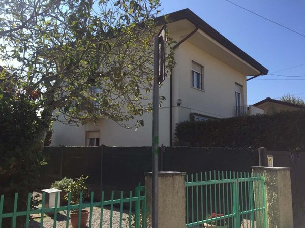 casa indipendente in affitto a Forte dei Marmi