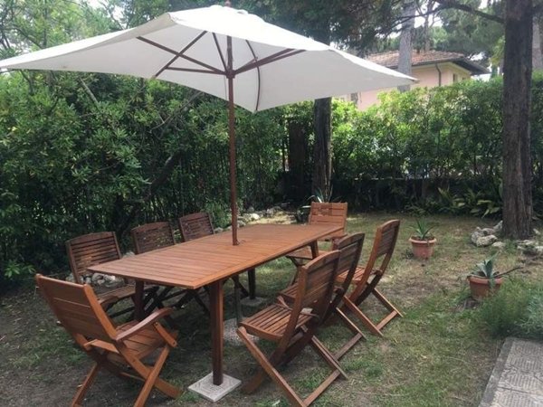 casa indipendente in affitto a Forte dei Marmi in zona Roma Imperiale