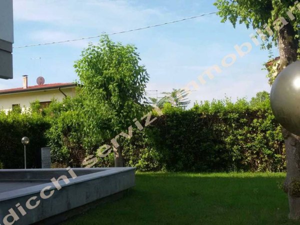 casa indipendente in affitto a Forte dei Marmi