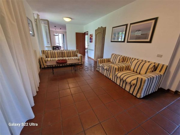 appartamento in affitto a Forte dei Marmi in zona Vittoria Apuana
