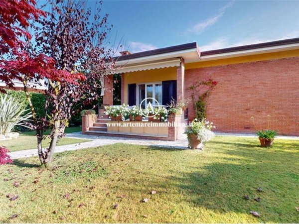 casa indipendente in affitto a Forte dei Marmi