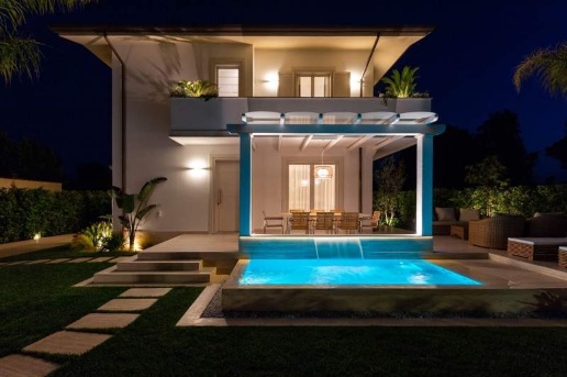 casa indipendente in affitto a Forte dei Marmi in zona Vittoria Apuana