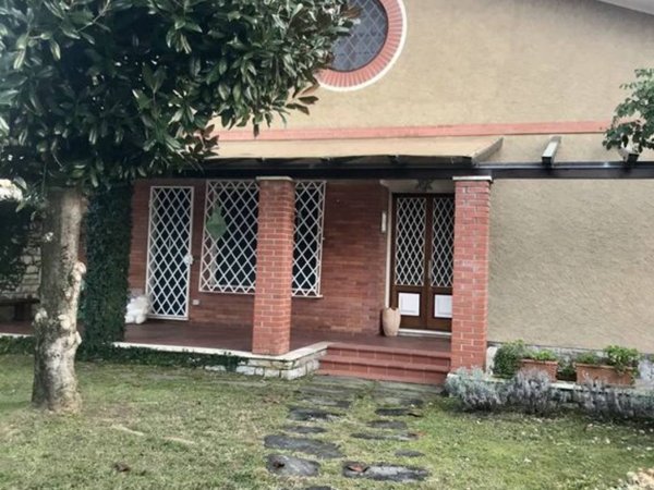 casa indipendente in affitto a Forte dei Marmi