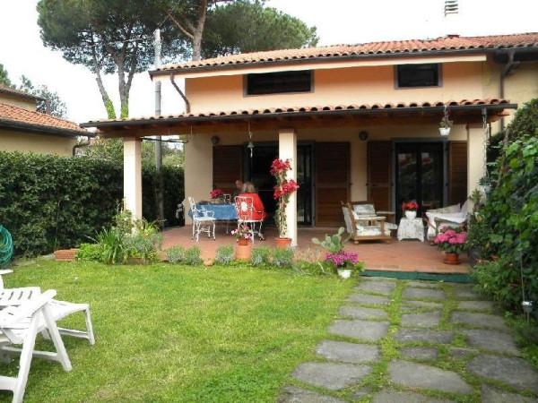 casa indipendente in affitto a Forte dei Marmi