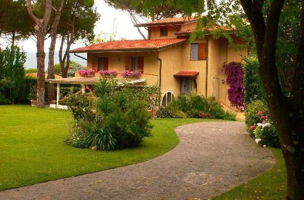 casa indipendente in affitto a Forte dei Marmi