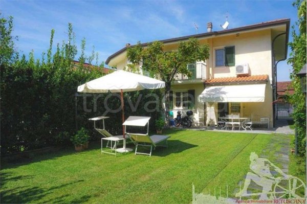 casa indipendente in affitto a Forte dei Marmi