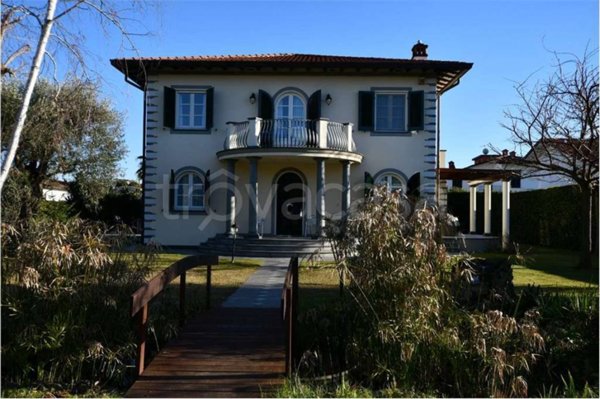casa indipendente in affitto a Forte dei Marmi