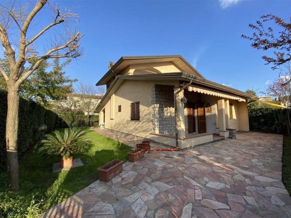 casa indipendente in affitto a Forte dei Marmi