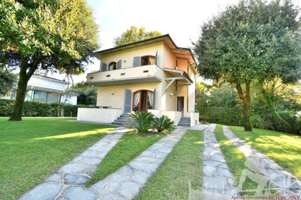 casa indipendente in affitto a Forte dei Marmi
