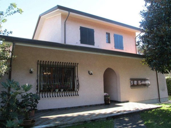 casa indipendente in affitto a Forte dei Marmi