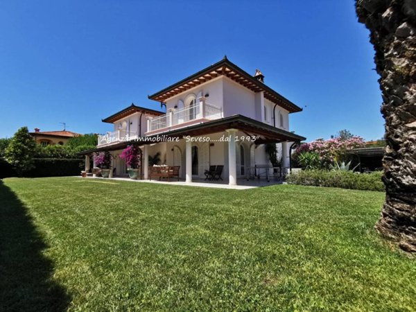 casa indipendente in affitto a Forte dei Marmi in zona Vittoria Apuana