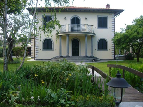 casa indipendente in affitto a Forte dei Marmi