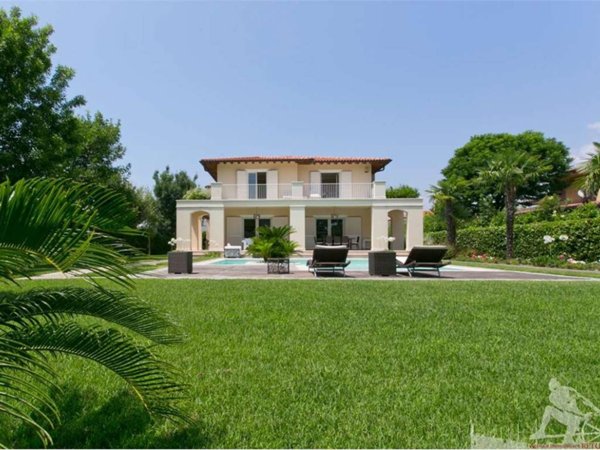 casa indipendente in affitto a Forte dei Marmi