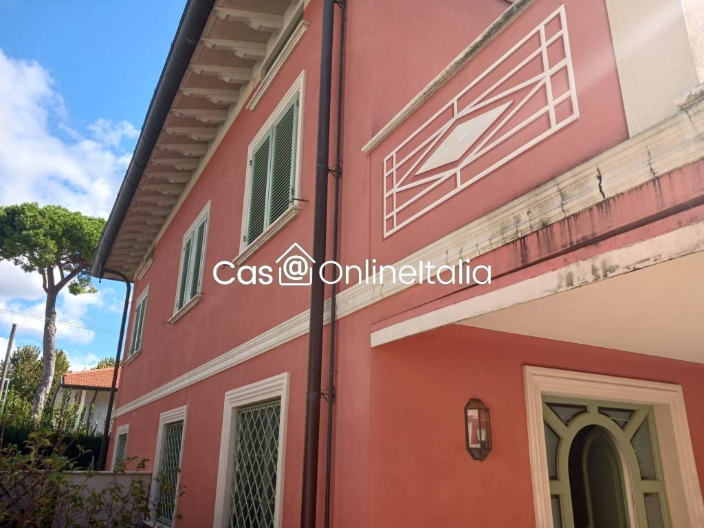 appartamento in affitto a Forte dei Marmi