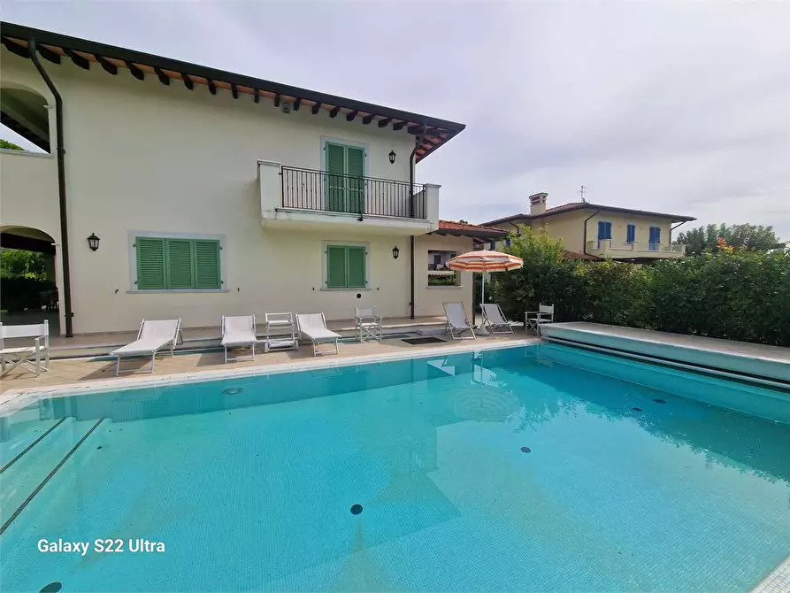 casa indipendente in affitto a Forte dei Marmi in zona Vittoria Apuana