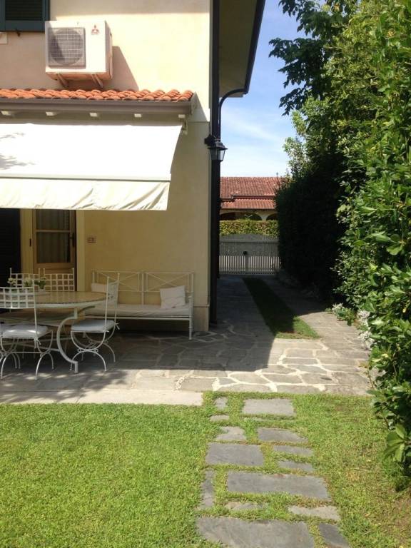 casa indipendente in affitto a Forte dei Marmi