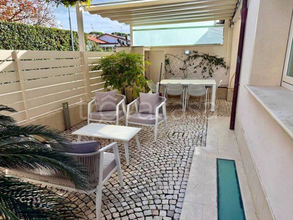 casa indipendente in affitto a Forte dei Marmi