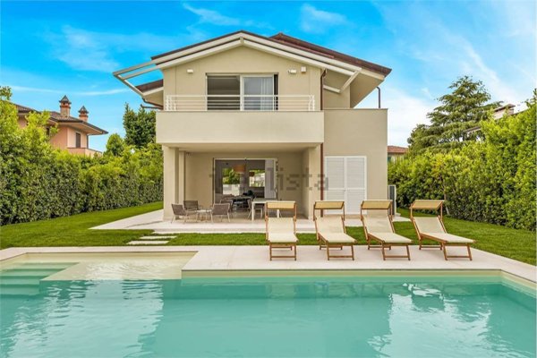 casa indipendente in affitto a Forte dei Marmi