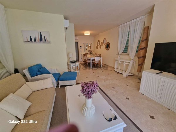 casa indipendente in affitto a Forte dei Marmi in zona Vittoria Apuana