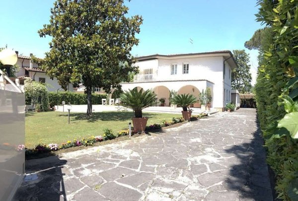 casa indipendente in affitto a Forte dei Marmi