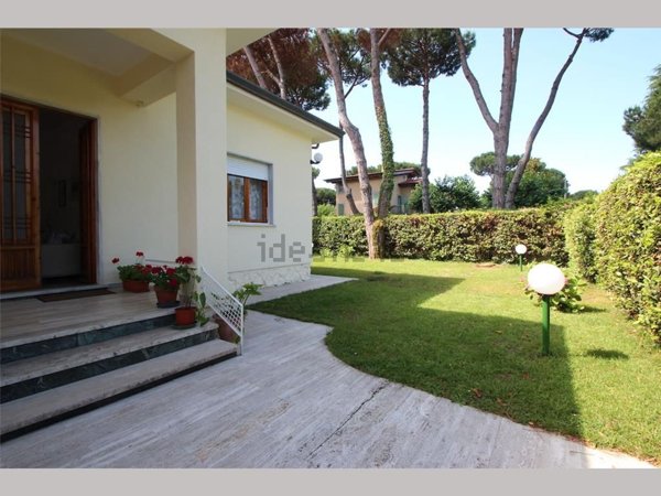 casa indipendente in affitto a Forte dei Marmi