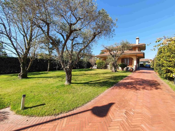 casa indipendente in affitto a Forte dei Marmi