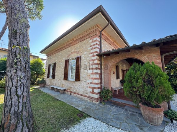 casa indipendente in affitto a Forte dei Marmi
