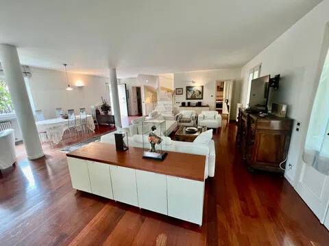 casa indipendente in affitto a Forte dei Marmi in zona Vittoria Apuana