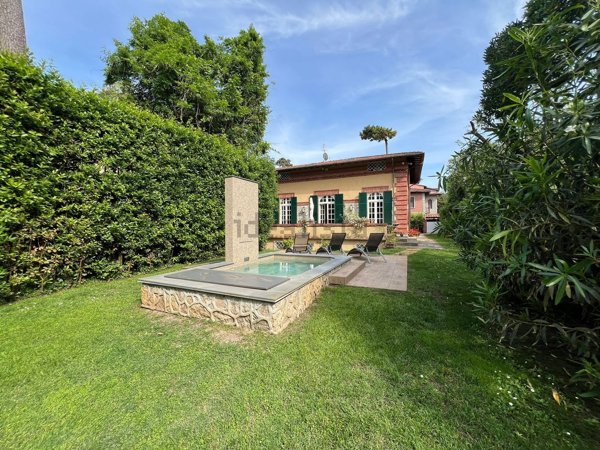 casa indipendente in affitto a Forte dei Marmi