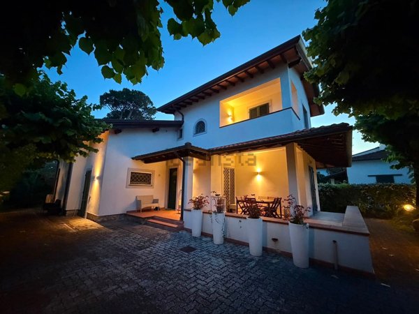 casa indipendente in affitto a Forte dei Marmi