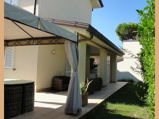 casa indipendente in affitto a Forte dei Marmi