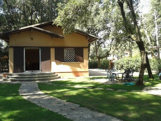 casa indipendente in affitto a Forte dei Marmi in zona Roma Imperiale