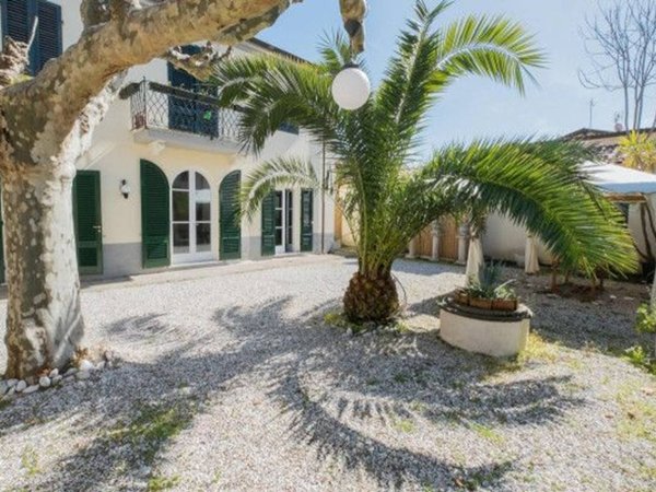 casa indipendente in affitto a Forte dei Marmi
