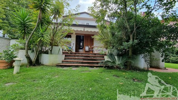 casa indipendente in affitto a Forte dei Marmi