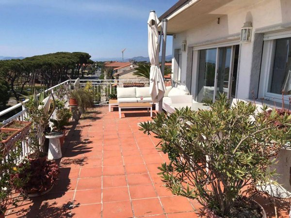 appartamento in affitto a Forte dei Marmi